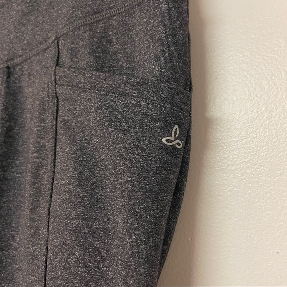 PrAna High Waisted Grey Leggings w Pockets - Picture 4 of 8